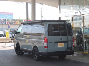 ハイエースバンディーゼル4WD　アースカラーパッケージ6X3アーバンカーキ