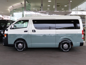 ハイエースバンFD-classic丸目ハイエース　ツートン　スペシャル特選車