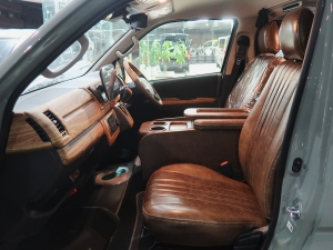 ハイエースバンFD-classic丸目ハイエース　ツートン　スペシャル特選車