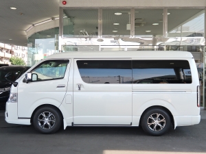 ハイエースワゴン１０人乗り　街乗り仕様車