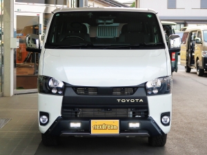 ハイエースバンハイエースバン　ダークプライム2　ベットキット