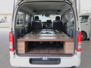 ハイエースバンFD-classic丸目ハイエース　FD-BOX　V05-M