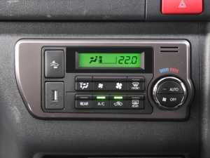 ハイエースバンハイエースバン　ダークプライム2　ベットキット