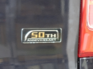 ハイエースバンハイエースバン　50周年アニバーサリー　ベットキット
