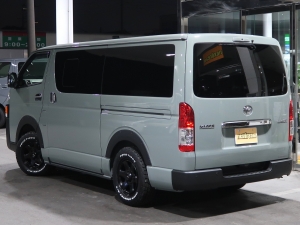 ハイエースＶディーゼル4WD　アースカラーパッケージ6X3アーバンカーキ