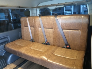 ハイエースワゴン１０人乗り　車中泊できる街乗り仕様車