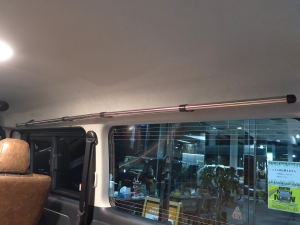ハイエースバン新車　丸目ハイエース