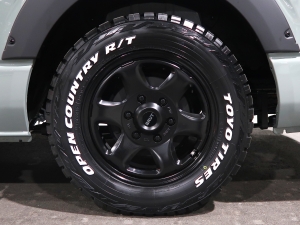 ハイエースバン新車　丸目ハイエース
