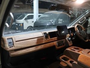 ハイエースバン新車コンプリート　ハイエース丸目