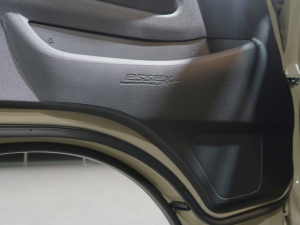 ハイエースバン新車コンプリート　ハイエース丸目