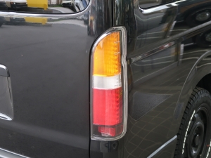 ハイエースワゴン１０人乗り　車中泊できる街乗り仕様車