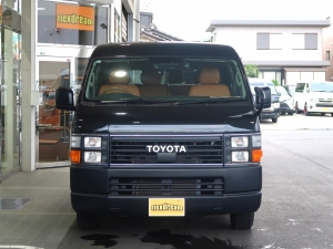 ハイエースワゴン１０人乗り　車中泊できる街乗り仕様車