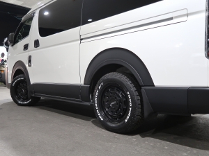 ハイエースワゴン待ち乗りできる車中泊仕様♪
