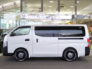 キャラバンキャラバンマイルーム　車中泊のできる街乗り仕様車