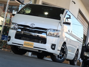 ハイエースバンハイエースバン　ダークプライム2　ベットキット