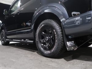 デリカＤ５新車コンプリート