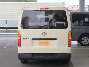 ハイエースバンDX　4WD　ディーゼル　丸目