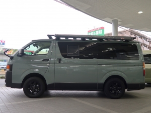 ハイエースバンハイエースバン　ディーゼル　4WD　丸目FD-classic
