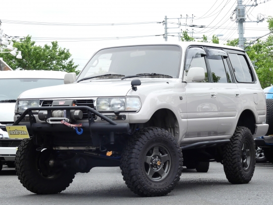 ランクル８０