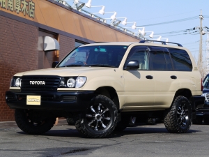 ランクル１００5速オートマ車　丸目　ベージュ
