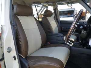 ランクル８０ディーゼルターボAT車　丸目クラシックCP
