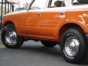 ランクル８０ディーゼルターボAT車　丸目クラシックCP