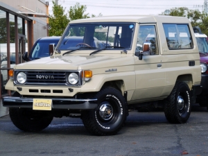 ランクル70ディーゼルオートマ車 クラシックコンプリート