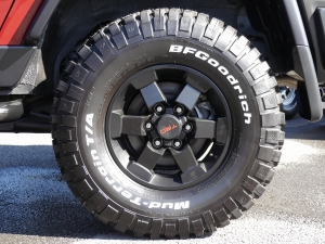 ＦＪクルーザーワインレッド　2インチアップ　トレイル仕様
