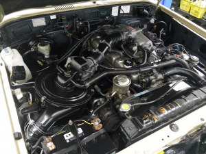 ランクル６０オートマ車　ベージュ　角目　ロールーフ　ノーマル車高