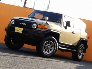 ＦＪクルーザーベージュ　1オーナー車　2インチアップ