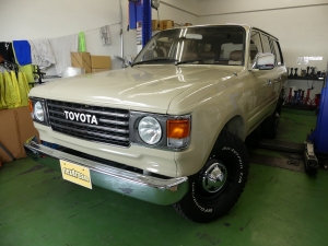ランクル８０丸目換装クラシックコンプリート　レトロな一台