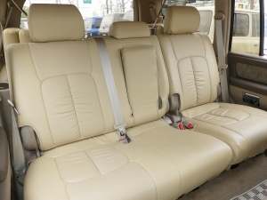 ランクル１００LX570仕様22インチ　LX仕様LEDテールなどカスタム済み　