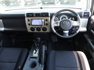 ＦＪクルーザー1オーナー車　トレイルチーム仕様　TRDスタイル