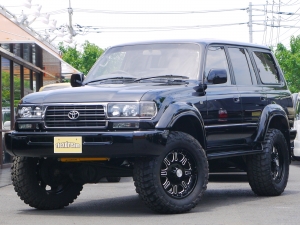 ランクル８０スタッフデモカー　5インチアップ　最終型
