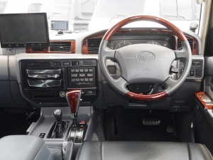 ランクル８０スタッフデモカー　5インチアップ　最終型