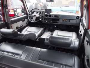 ランクル６０左ハンドル　実走行車　FJ60LG