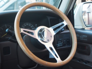 ランクル８０ガソリンAT車