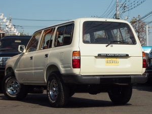 ランクル８０ガソリンAT車