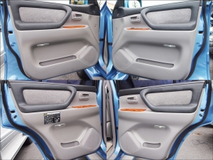 ランクル１００5速オートマ車　タイベルウォーポン交換込み