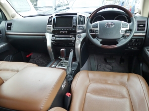 ランクル２００ランクル200 ランクル200　ZX　特別仕様車ブルーノクロス