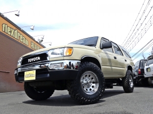 ハイラックスサーフ185サーフ　4WD　USスタイルカスタム