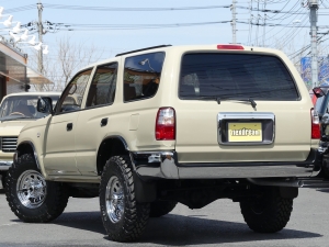 ハイラックスサーフ185サーフ　4WD　USスタイルカスタム