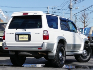 ハイラックスサーフ185サーフ　US仕様コーナー　TOYOTAグリル