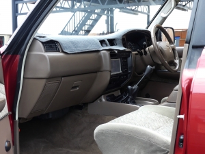 ランクル８０ランクル80　ガスマニ　5速MT車