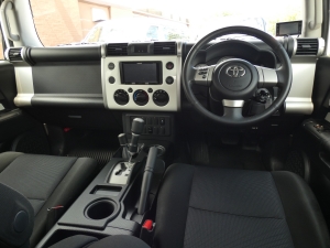 ＦＪクルーザーFJクルーザー　ワンオーナー車両