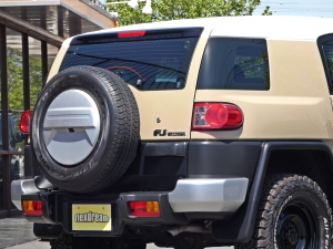 ＦＪクルーザーFJクルーザー　4WD　ベージュ