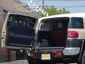 ＦＪクルーザーFJクルーザー　4WD　ベージュ