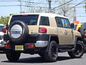 ＦＪクルーザーFJクルーザー　4WD　ベージュ