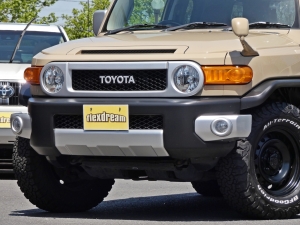ＦＪクルーザーFJクルーザー　4WD　ベージュ