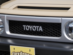 ＦＪクルーザーFJクルーザー　4WD　ベージュ